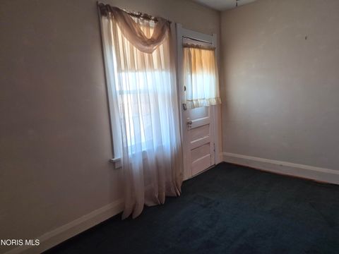 Tiny photo for 317 Burger Street, Toledo, OH 43605 (MLS # 10004965)