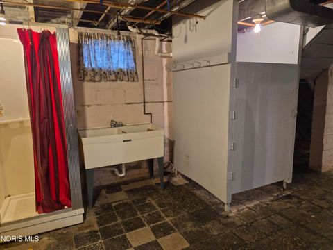 Tiny photo for 317 Burger Street, Toledo, OH 43605 (MLS # 10004965)