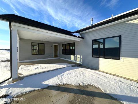 Tiny photo for 15269 Cypress Drive, Perrysburg, OH 43551 (MLS # 10003167)