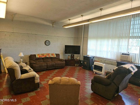 Tiny photo for 28025 Main Street, Millbury, OH 43447 (MLS # 10009522)