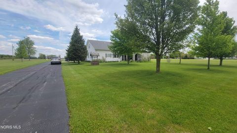 Tiny photo for 250 State Route 300, Gibsonburg, OH 43431 (MLS # 10007491)
