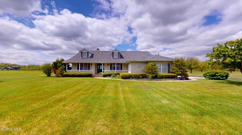 Photo of 250 State Route 300, Gibsonburg, OH 43431 (MLS # 10007491)