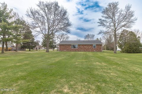 Tiny photo for 6421 Seaman Road, Oregon, OH 43616 (MLS # 10006014)