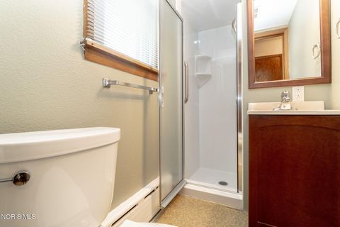 Tiny photo for 6421 Seaman Road, Oregon, OH 43616 (MLS # 10006014)