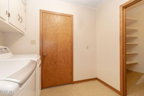 Tiny photo for 6421 Seaman Road, Oregon, OH 43616 (MLS # 10006014)