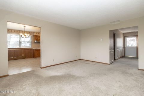 Tiny photo for 6421 Seaman Road, Oregon, OH 43616 (MLS # 10006014)