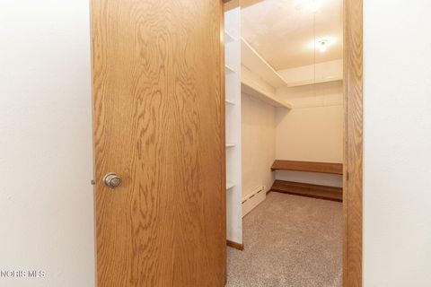 Tiny photo for 6421 Seaman Road, Oregon, OH 43616 (MLS # 10006014)