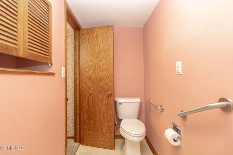 Tiny photo for 6421 Seaman Road, Oregon, OH 43616 (MLS # 10006014)