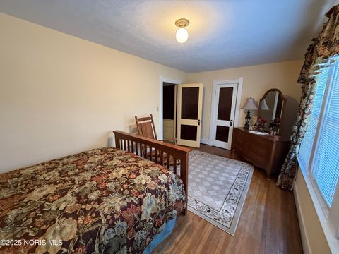 Tiny photo for 2554 York Street, Toledo, OH 43605 (MLS # 10002072)