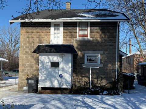 Tiny photo for 2554 York Street, Toledo, OH 43605 (MLS # 10002072)