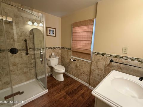 Tiny photo for 2554 York Street, Toledo, OH 43605 (MLS # 10002072)