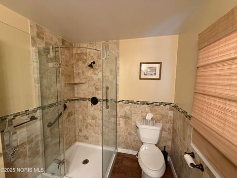 Tiny photo for 2554 York Street, Toledo, OH 43605 (MLS # 10002072)