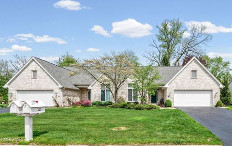Photo of 12 Callaway Green, Sylvania, OH 43560 (MLS # 10007153)