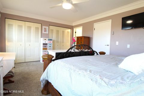 Tiny photo for 6818 Fenwyck Road #Apt 5, Maumee, OH 43537 (MLS # 10000416)