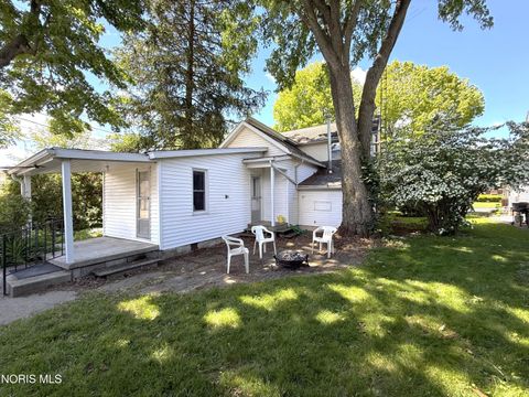 Tiny photo for 444 Clinton Street, Elmore, OH 43416 (MLS # 10007822)