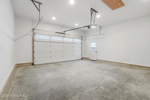 Tiny photo for 432 Linden Drive, Pemberville, OH 43450 (MLS # 10001685)