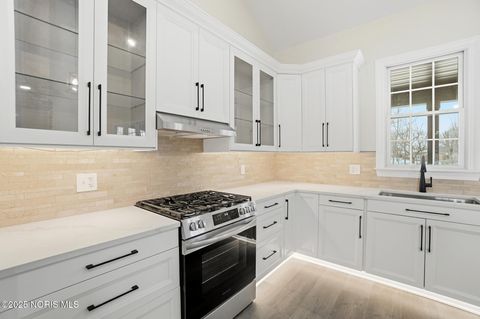 Tiny photo for 432 Linden Drive, Pemberville, OH 43450 (MLS # 10001685)