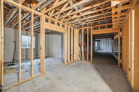 Tiny photo for 432 Linden Drive, Pemberville, OH 43450 (MLS # 10001685)