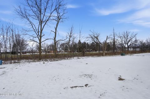 Tiny photo for 432 Linden Drive, Pemberville, OH 43450 (MLS # 10001685)
