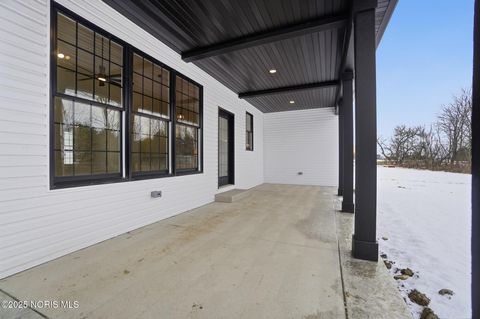 Tiny photo for 432 Linden Drive, Pemberville, OH 43450 (MLS # 10001685)