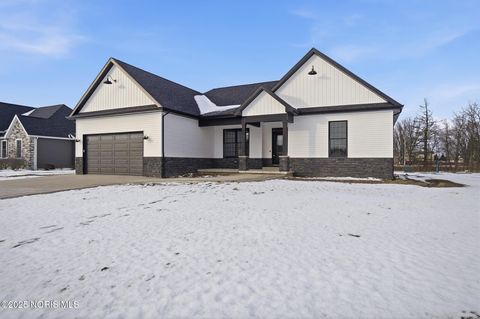 Tiny photo for 432 Linden Drive, Pemberville, OH 43450 (MLS # 10001685)