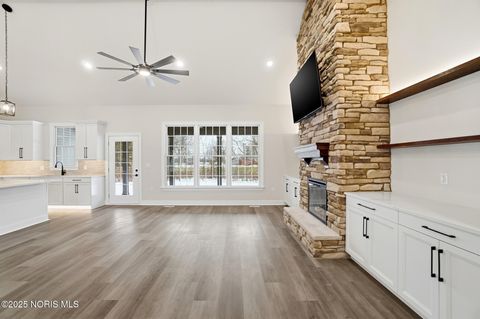 Tiny photo for 432 Linden Drive, Pemberville, OH 43450 (MLS # 10001685)