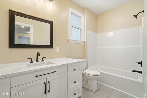 Tiny photo for 432 Linden Drive, Pemberville, OH 43450 (MLS # 10001685)