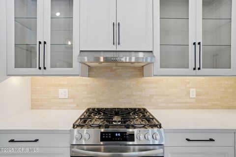 Tiny photo for 432 Linden Drive, Pemberville, OH 43450 (MLS # 10001685)