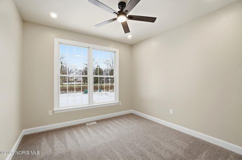 Tiny photo for 432 Linden Drive, Pemberville, OH 43450 (MLS # 10001685)