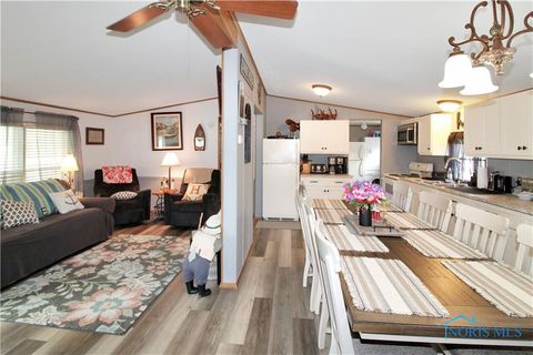 Tiny photo for 1660 N Compass Avenue, Port Clinton, OH 43452 (MLS # 10004379)