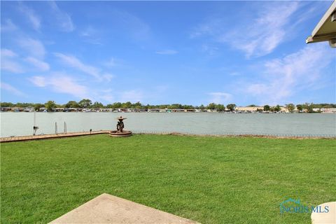 Tiny photo for 1660 N Compass Avenue, Port Clinton, OH 43452 (MLS # 10004379)