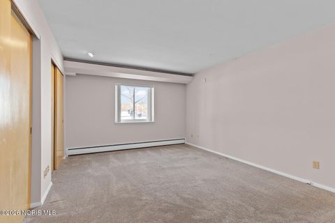 Tiny photo for 3010 W Central Avenue #Apt 105, Toledo, OH 43606 (MLS # 10003570)