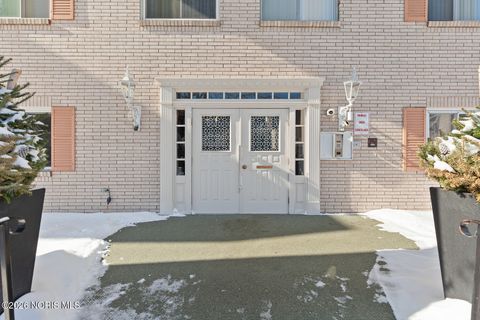 Tiny photo for 3010 W Central Avenue #Apt 105, Toledo, OH 43606 (MLS # 10003570)