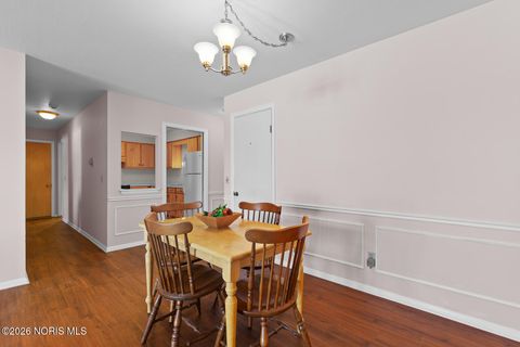 Tiny photo for 3010 W Central Avenue #Apt 105, Toledo, OH 43606 (MLS # 10003570)