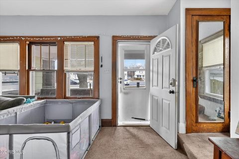 Tiny photo for 2335 Airport Highway, Toledo, OH 43609 (MLS # 10010713)