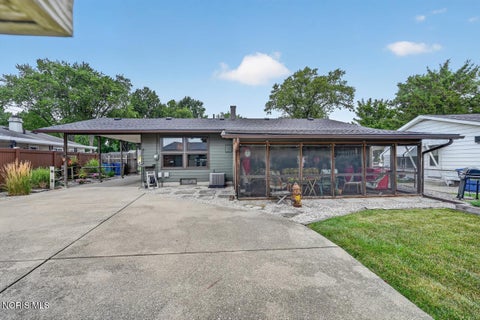 Tiny photo for 2973 Elsie Avenue, Toledo, OH 43613 (MLS # 10011622)