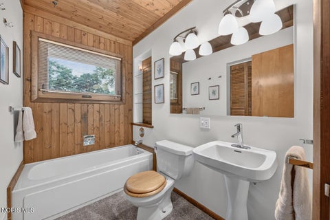 Tiny photo for 2973 Elsie Avenue, Toledo, OH 43613 (MLS # 10011622)