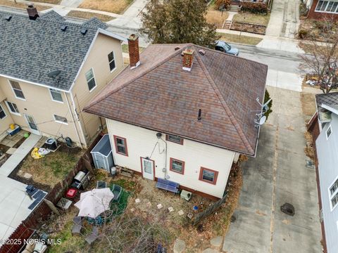 Tiny photo for 4322 Lowe Road, Toledo, OH 43612 (MLS # 10002493)