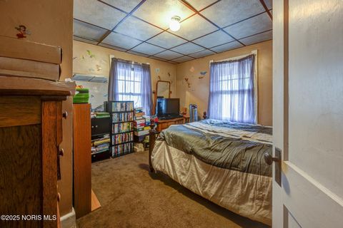 Tiny photo for 4322 Lowe Road, Toledo, OH 43612 (MLS # 10002493)