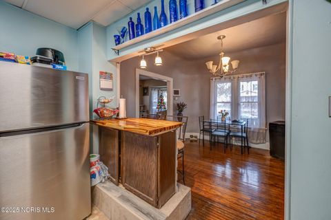 Tiny photo for 4322 Lowe Road, Toledo, OH 43612 (MLS # 10002493)