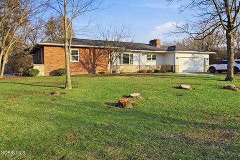 Photo of 26988 Lime City Road, Perrysburg, OH 43551 (MLS # 10004173)