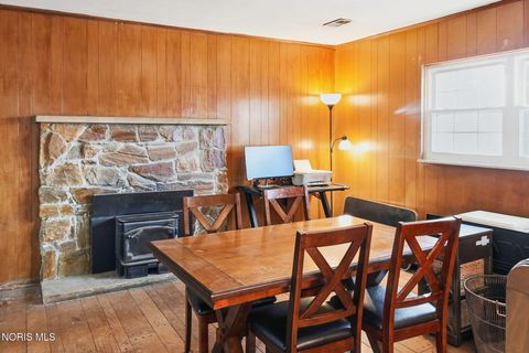 Tiny photo for 26988 Lime City Road, Perrysburg, OH 43551 (MLS # 10004173)