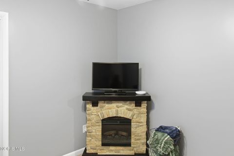 Tiny photo for 26988 Lime City Road, Perrysburg, OH 43551 (MLS # 10004173)
