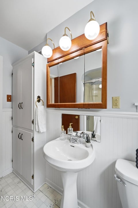 Tiny photo for 3137 Winston Boulevard, Toledo, OH 43614 (MLS # 10010954)