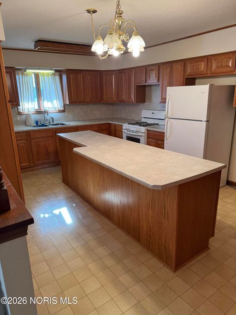 Tiny photo for 910 Melody Lane, Napoleon, OH 43545 (MLS # 10002915)