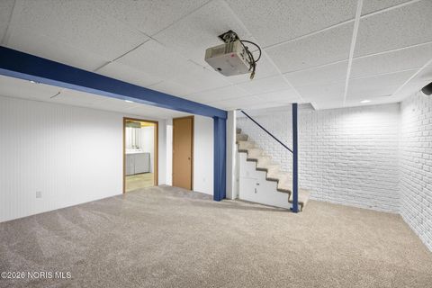 Tiny photo for 2161 Winterset Drive, Toledo, OH 43614 (MLS # 10003832)