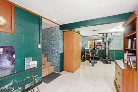 Tiny photo for 130 Oakland Avenue, Findlay, OH 45840 (MLS # 10005076)