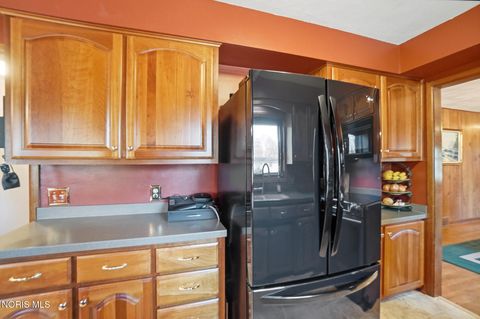 Tiny photo for 130 Oakland Avenue, Findlay, OH 45840 (MLS # 10005076)