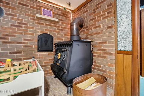 Tiny photo for 130 Oakland Avenue, Findlay, OH 45840 (MLS # 10005076)