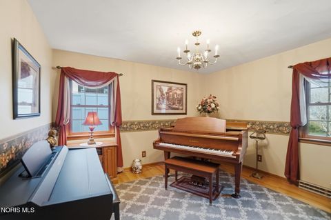 Tiny photo for 130 Oakland Avenue, Findlay, OH 45840 (MLS # 10005076)